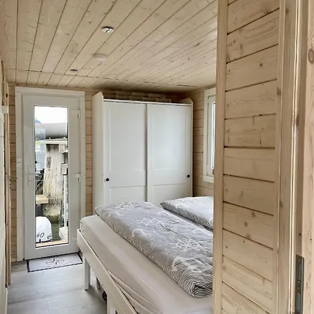 Bateau-hôtel Hausboot Janne Inclusive Kanu Nach Verfuegbarkeit Sup Und Wlan 50 Mbit S Flat Lübeck