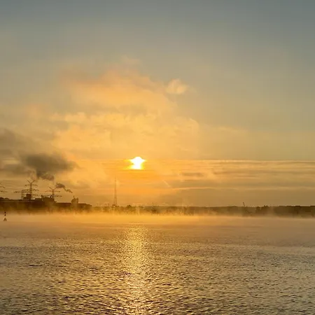 Hausboot Janne Inclusive Kanu Nach Verfuegbarkeit Sup Und Wlan 50 Mbit S Flat