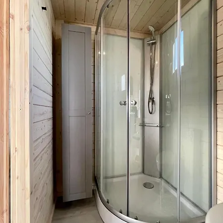 Hausboot Janne Inclusive Kanu Nach Verfuegbarkeit Sup Und Wlan 50 Mbit S Flat Bateau-hôtel